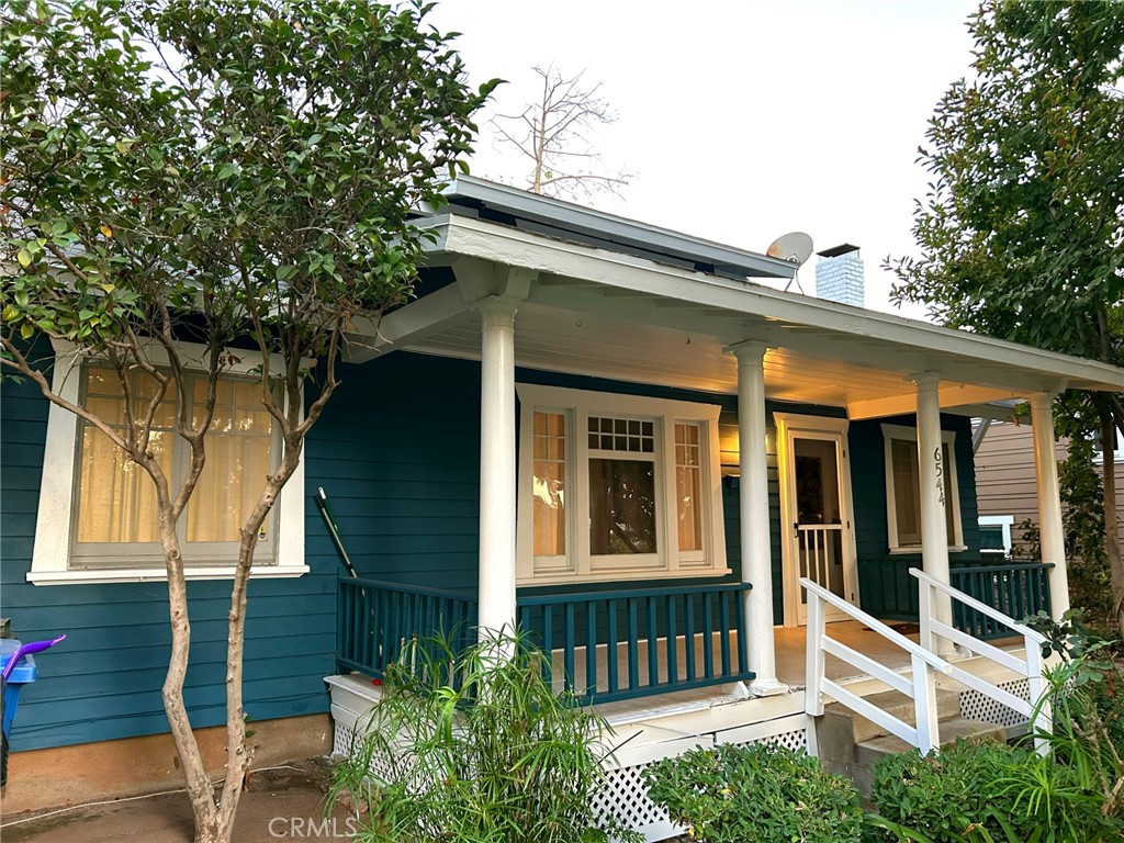 MLS #OC25195307 image #0