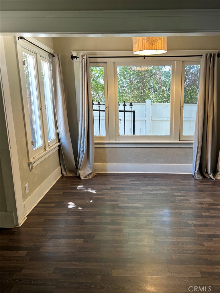 MLS #OC25195307 image #9