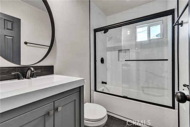 MLS #OC25195314 image #26