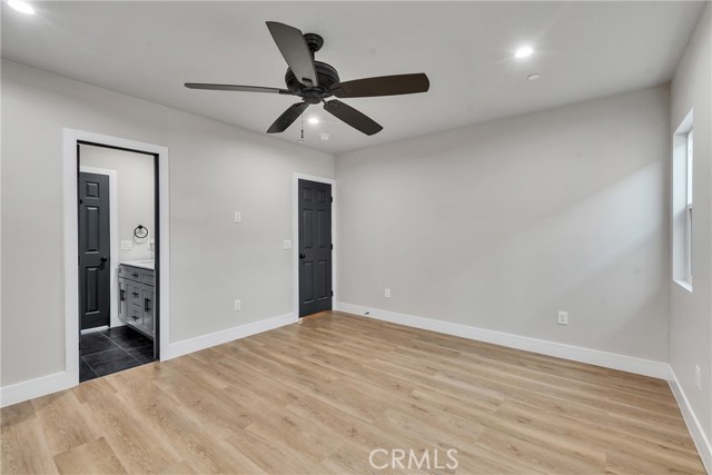 MLS #OC25195314 image #33