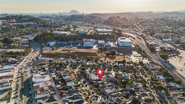 MLS #OC25195314 image #38