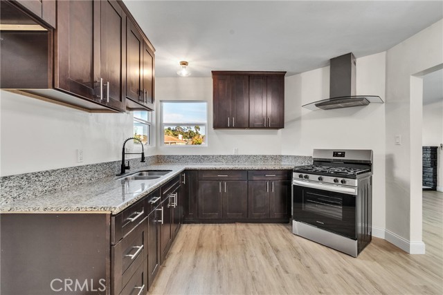 MLS #OC25195314 image #6