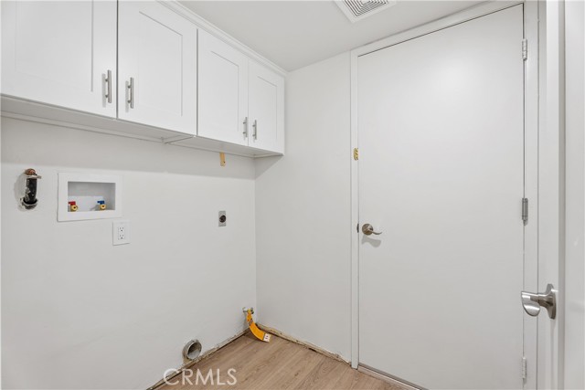 MLS #OC25195324 img 16