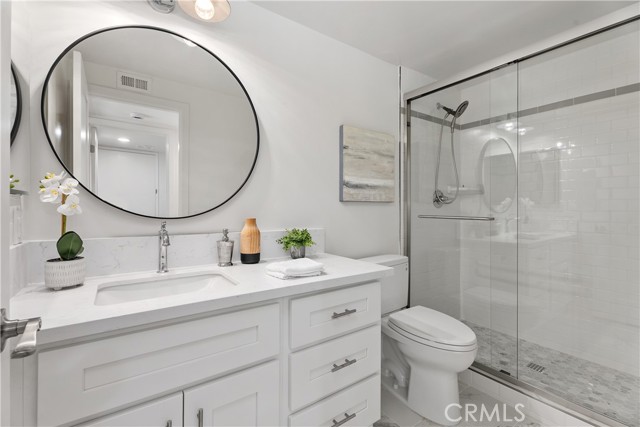 MLS #OC25195324 img 17