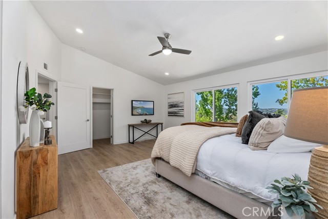 MLS #OC25195324 img 21