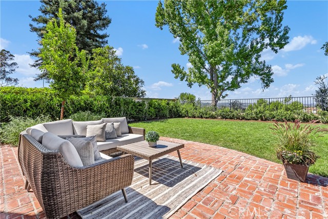 MLS #OC25195324 img 38