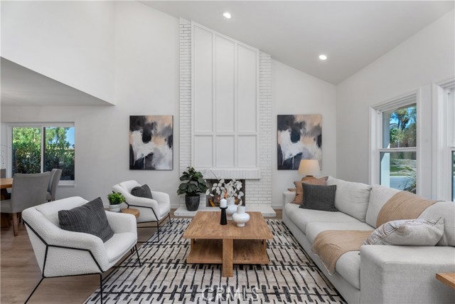 MLS #OC25195324 img 6