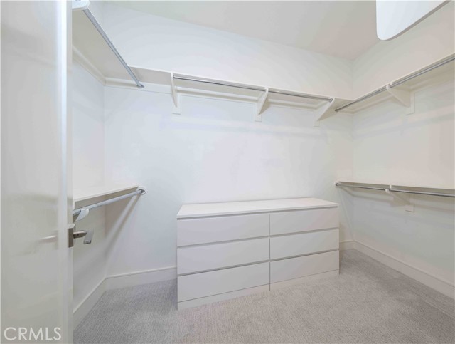 MLS #OC25195368 image #12