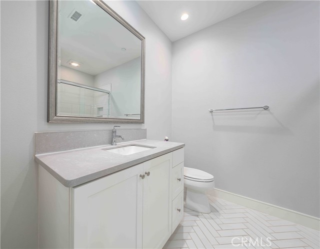 MLS #OC25195368 image #9