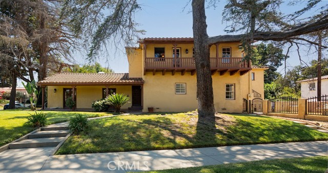 MLS #OC25195375 image #1