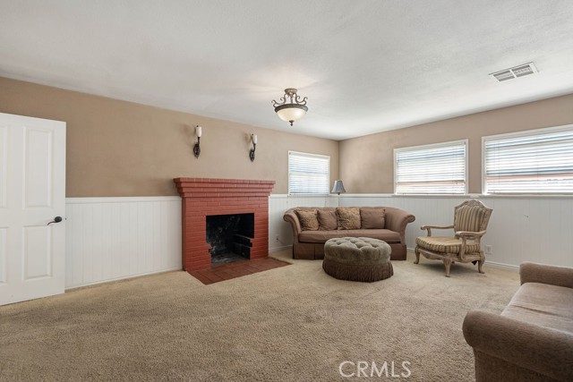 MLS #OC25195375 image #14