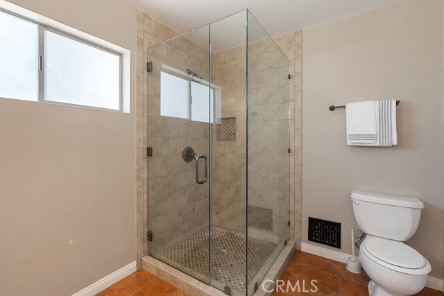 MLS #OC25195375 image #15