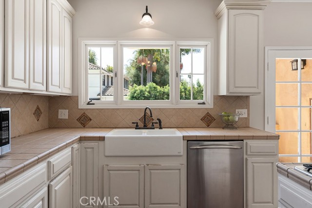 MLS #OC25195375 image #7