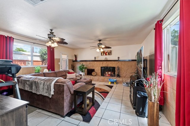 MLS #OC25195602 image #28