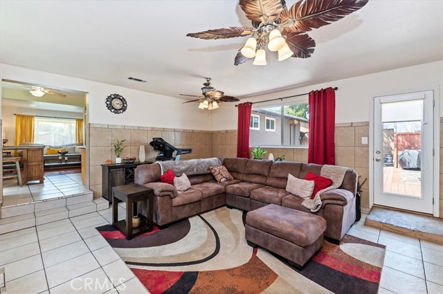 MLS #OC25195602 image #31