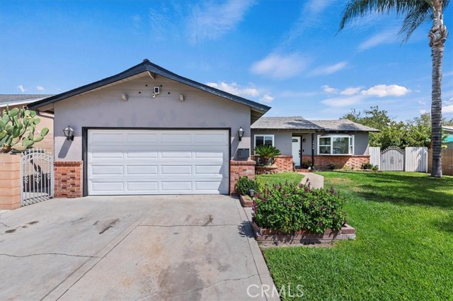 MLS #OC25195602 image #5