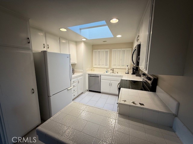 MLS #OC25195732 image #5