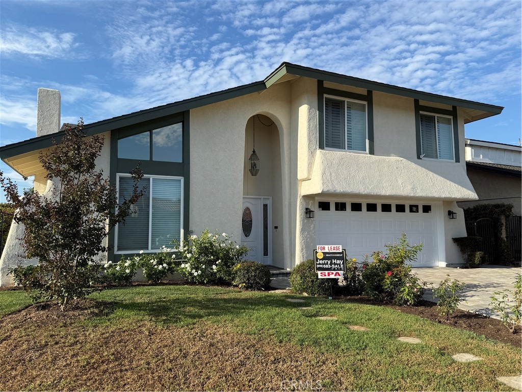 MLS #OC25195775 image #1