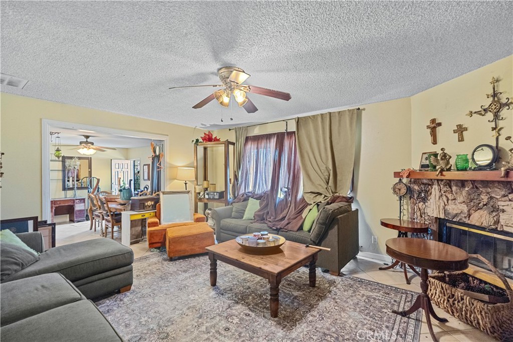 MLS #OC25195837 image #10