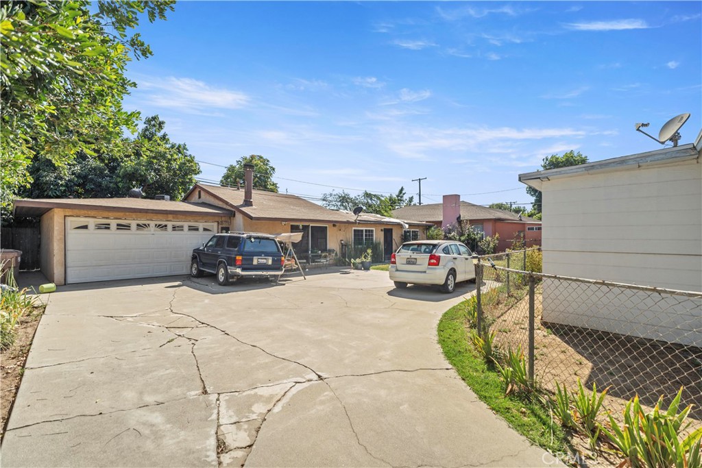 MLS #OC25195837 image #16