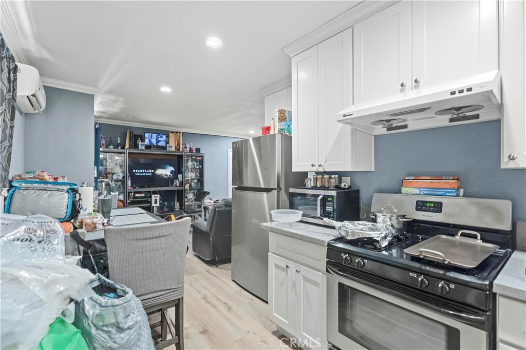 MLS #OC25195837 image #3