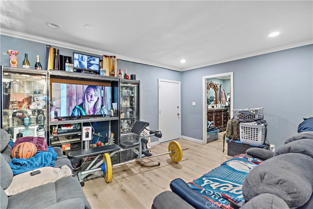 MLS #OC25195837 image #7