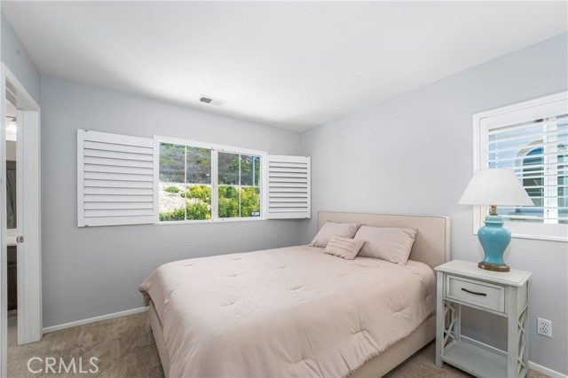 MLS #OC25195979 image #17