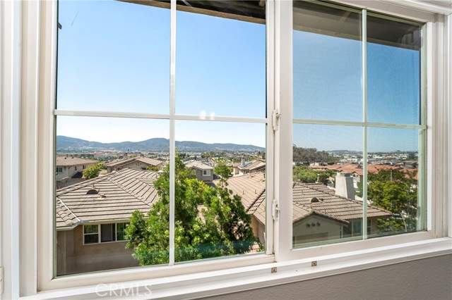 MLS #OC25195979 image #19