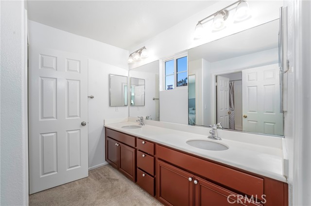 MLS #OC25195979 image #20