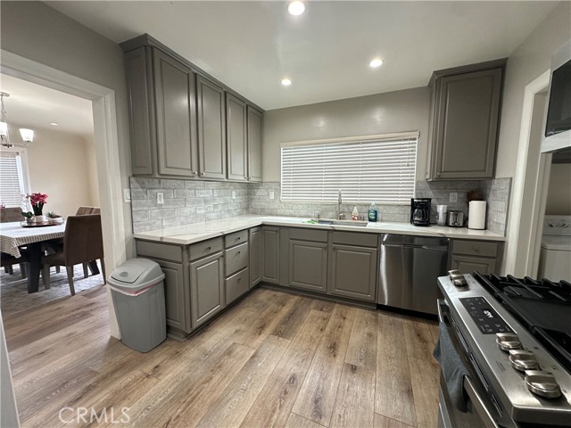 MLS #OC25196041 image #5