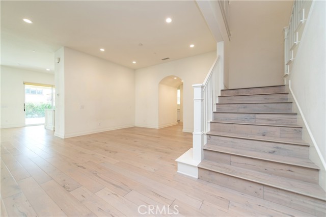 MLS #OC25196136 image #22