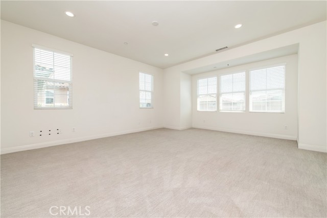 MLS #OC25196136 image #25