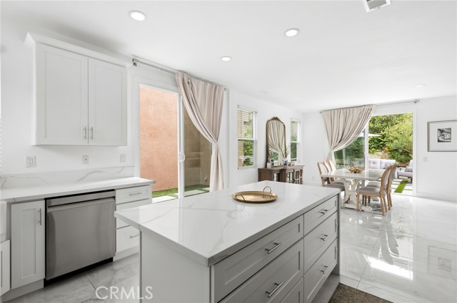 MLS #OC25196245 image #10