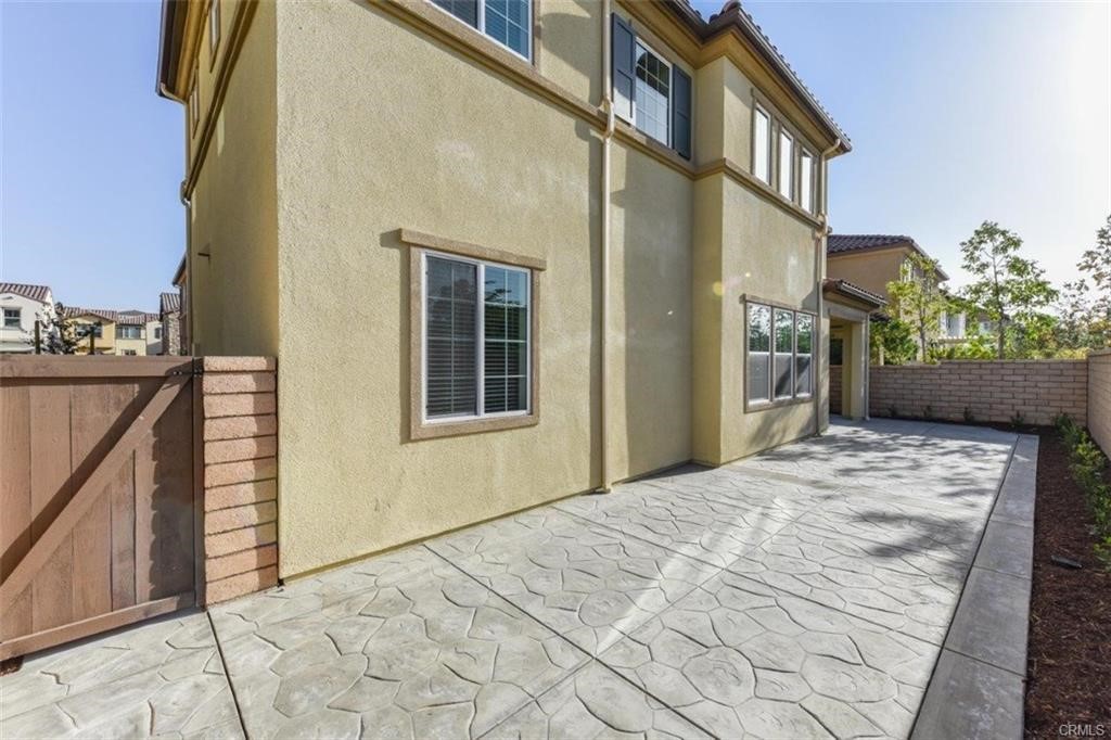 MLS #OC25196388 image #32