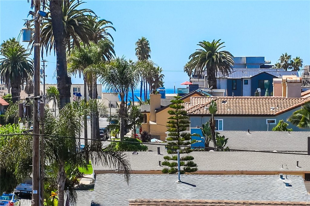 MLS #OC25196392 image #33