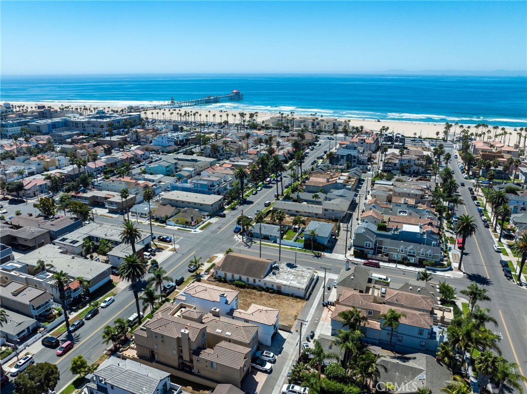 MLS #OC25196392 image #37