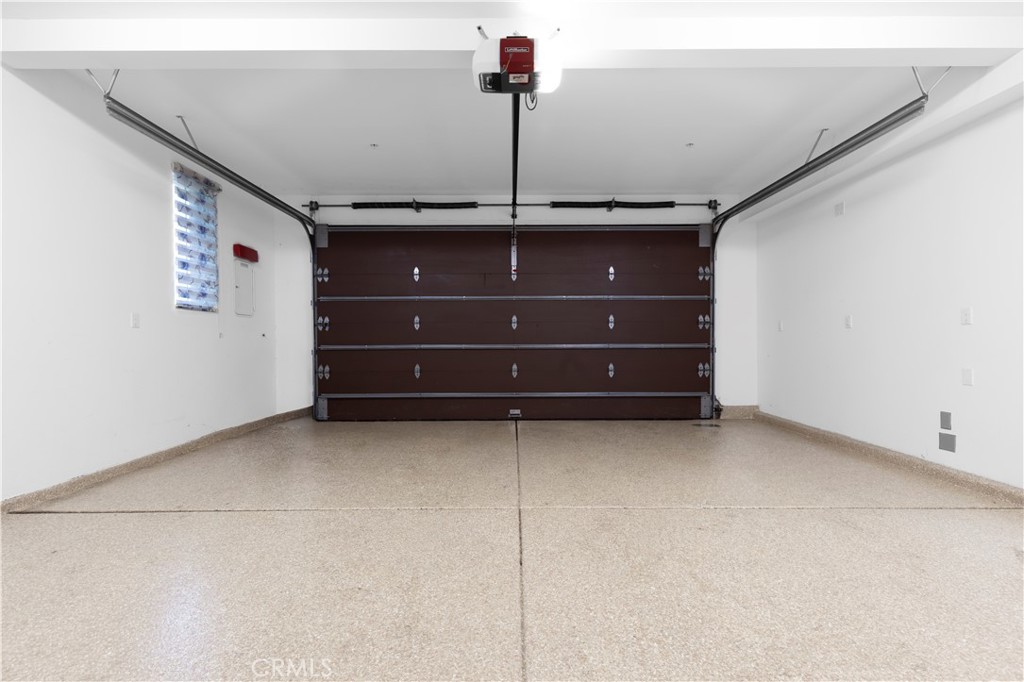 MLS #OC25196596 image #11