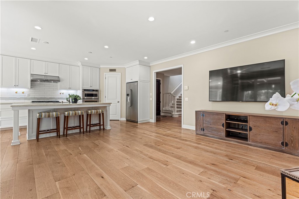 MLS #OC25196596 image #5