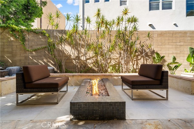 MLS #OC25196678 image #23