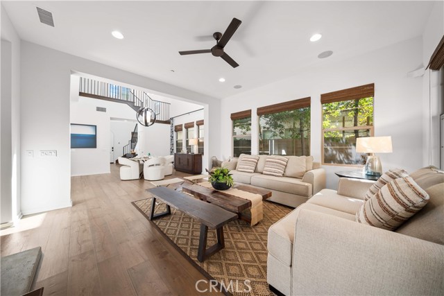 MLS #OC25196678 image #24