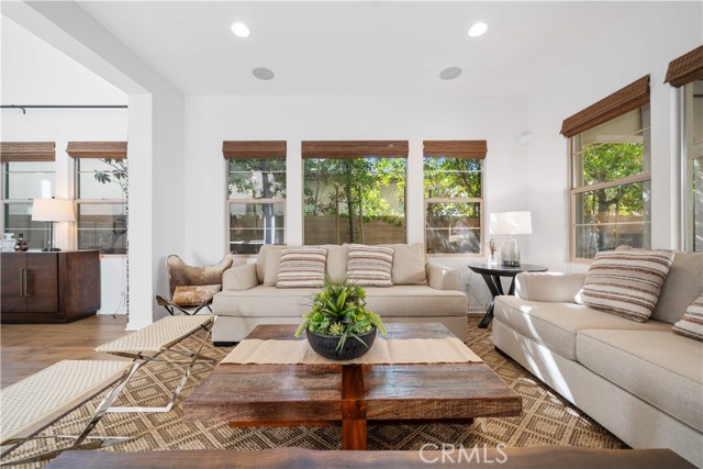 MLS #OC25196678 image #25