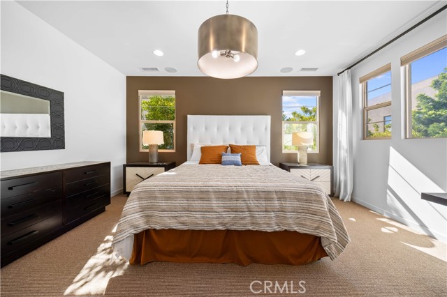 MLS #OC25196678 image #45