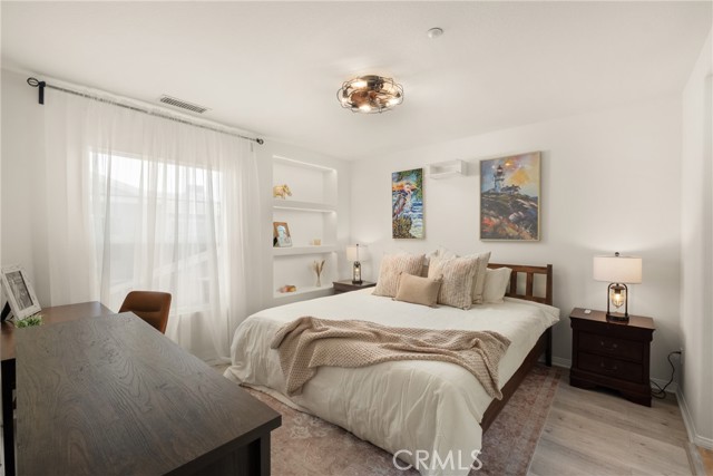 MLS #OC25196723 image #10