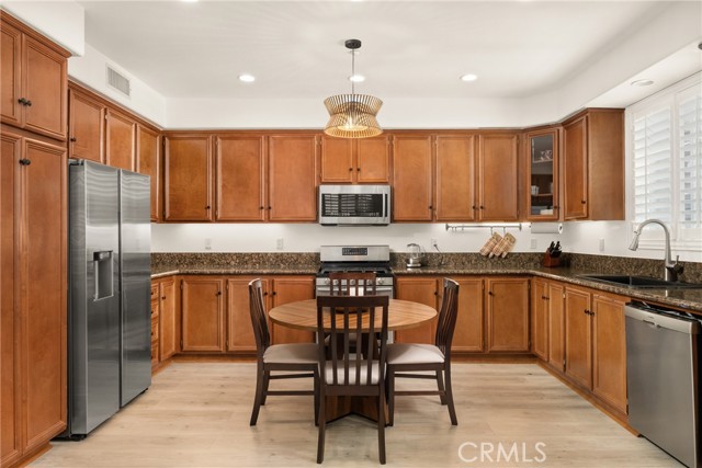 MLS #OC25196723 image #6