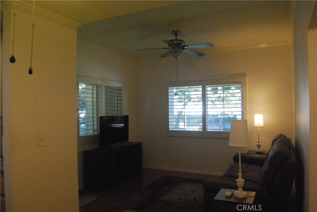 MLS #OC25196725 image #12