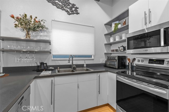 MLS #OC25196736 image #12