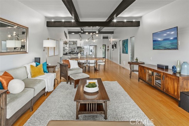 MLS #OC25196736 image #9