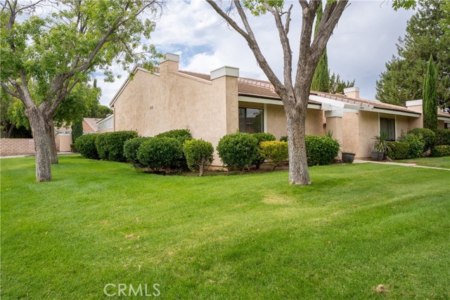 MLS #OC25196826 image #1