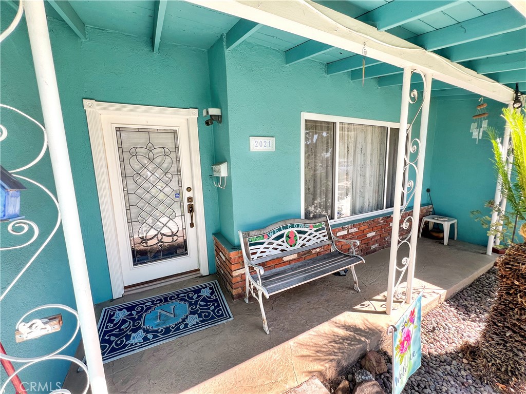 MLS #OC25196830 image #1