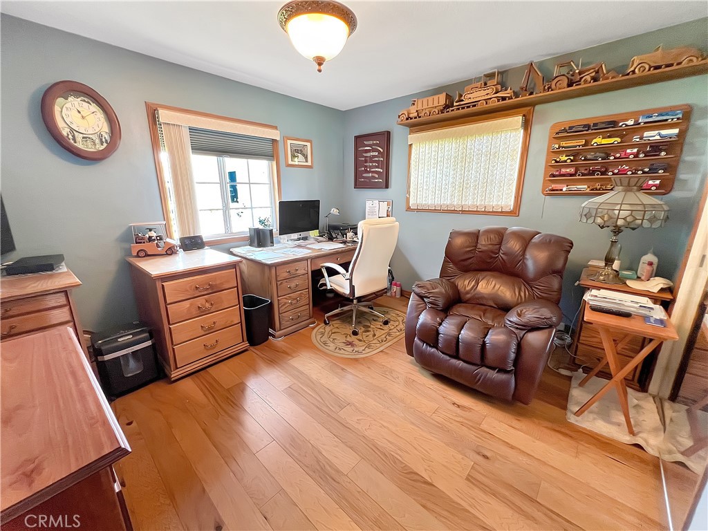 MLS #OC25196830 image #11